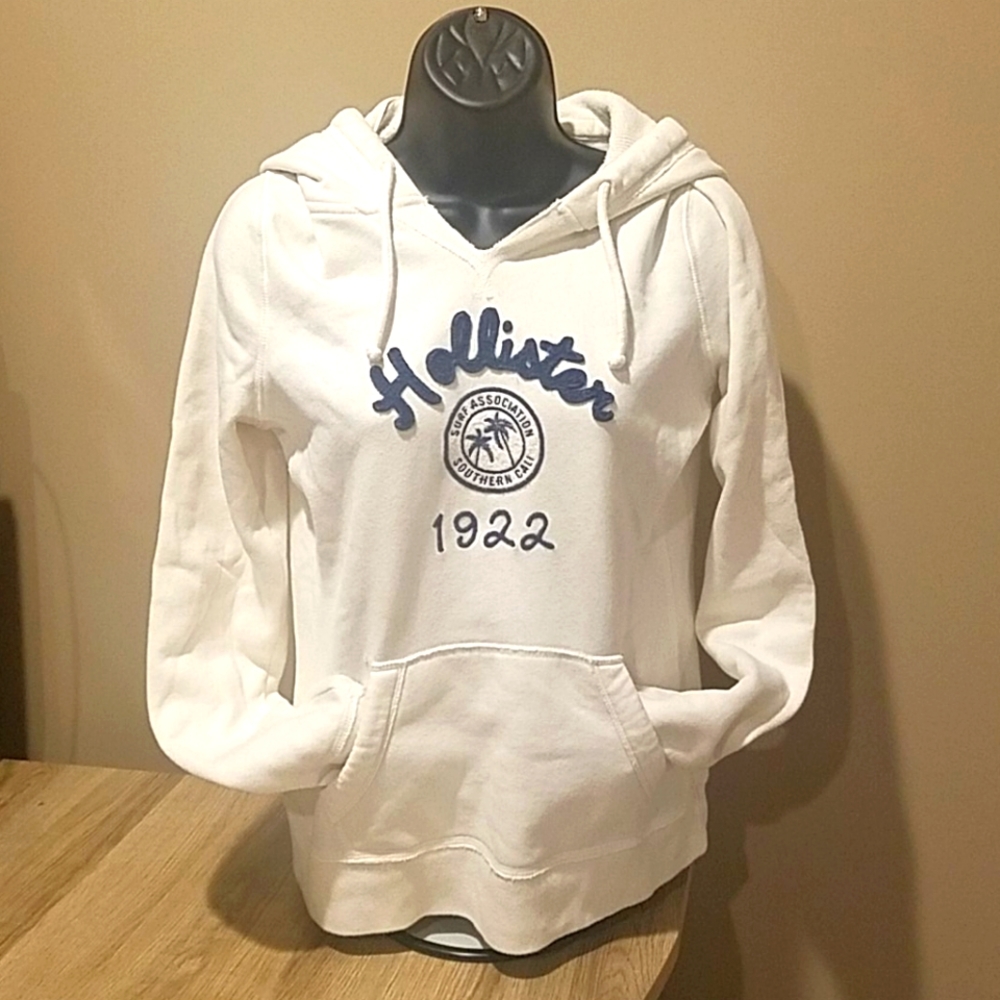 EUC Hollister Cream and Blue logo Sweatshirt sz L